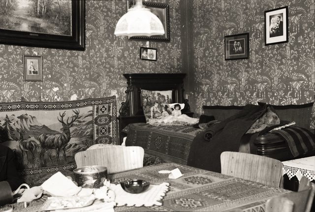 Empty bedroom with decorative rugs and pillows — simpleinsomnia, BY 2.0, flickr
