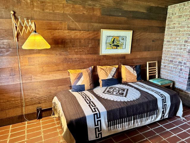 Mahogany Guest House